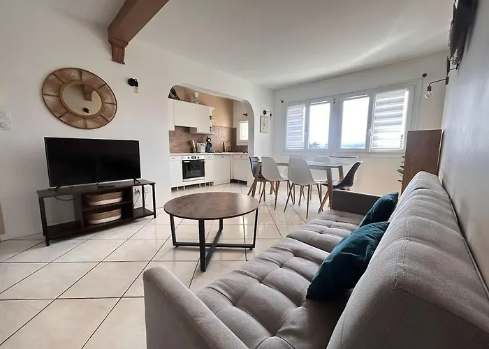 Grand 3 A Montplaisir *