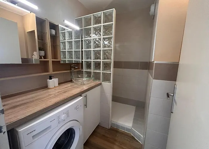 Grand 3 A Montplaisir *